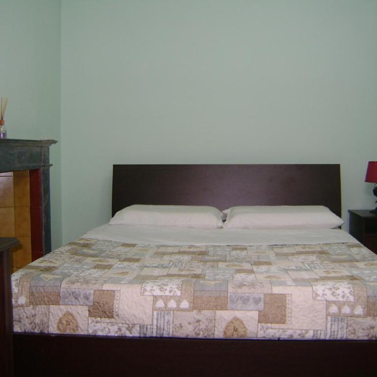 Florenceunita - Double Room with Private Bathroom - 11