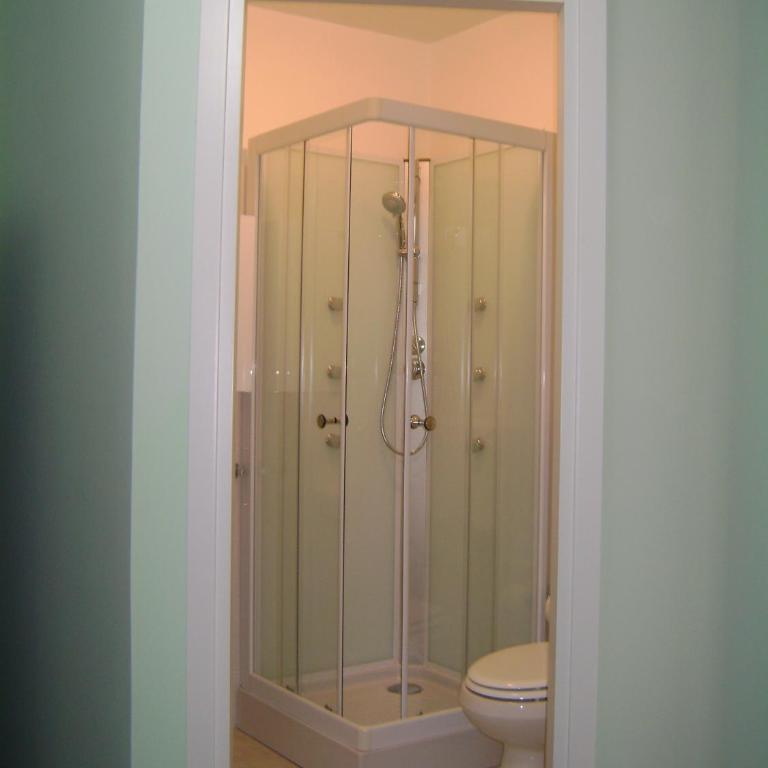Florenceunita - Double Room with Private Bathroom - 10