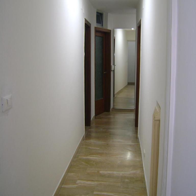 Florenceunita - Twin Room with Private External Bathroom - 2
