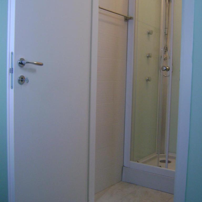Florenceunita - Double Room with Private Bathroom - 6