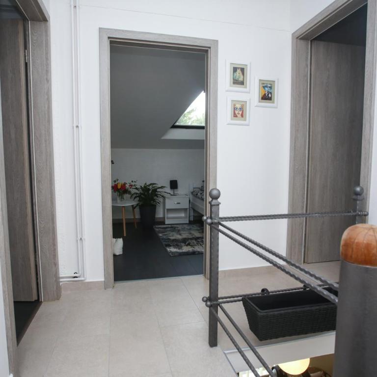 Apartman ART - Two-Bedroom House - 15