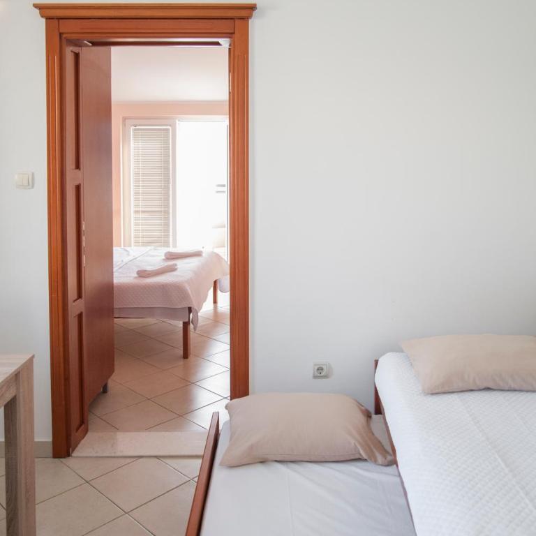 Apartments Mako - One-Bedroom Apartment with Balcony - 23