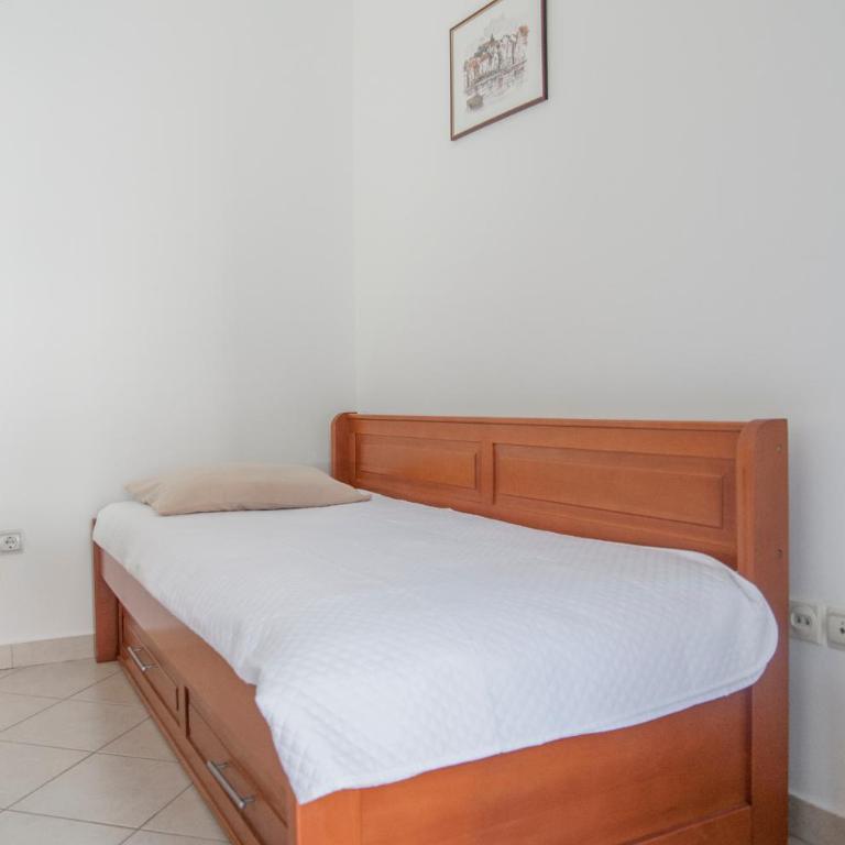 Apartments Mako - One-Bedroom Apartment with Balcony - 27