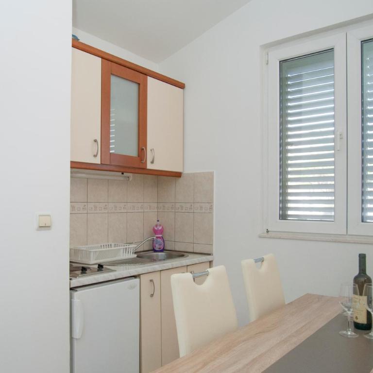 Apartments Mako - One-Bedroom Apartment with Balcony - 30