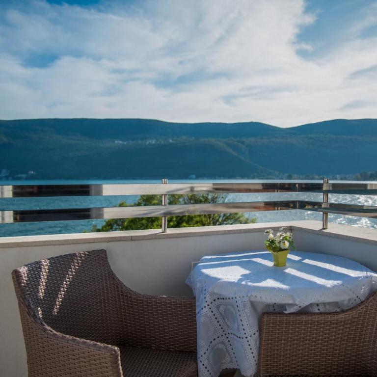 Apartments Mako - One-Bedroom Apartment with Balcony - 41