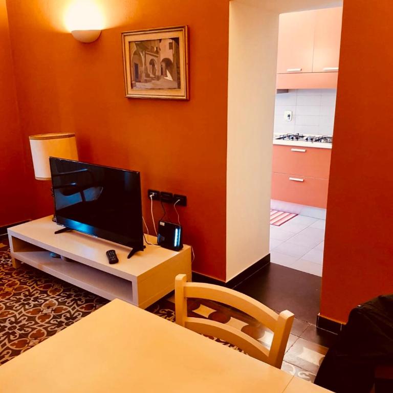 LA CASA DI NONNO GINO - Appartamento con 2 Camere da Letto - 8