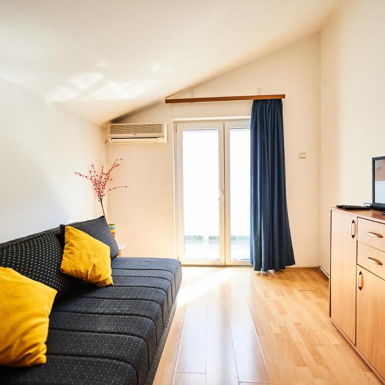 Family Apartments Mont Budva - Apartman s 1 Spavaćom Sobom i Terasom - 13