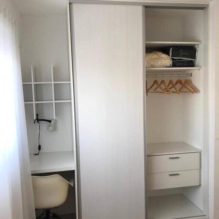Departamento luminoso de buena ubicación en Paraná - One-Bedroom Apartment - 8