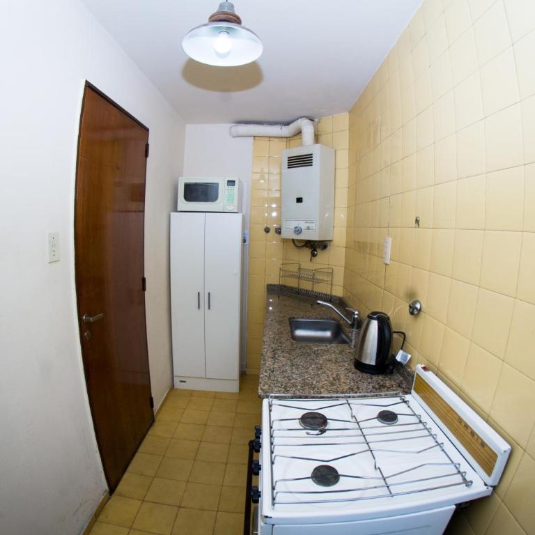 Dpto. Centrico con vista a Plaza Colón - Apartamento de 1 dormitorio - 24