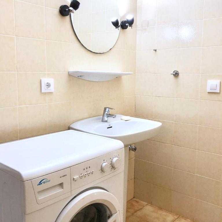 Apartament amb jardi a la platja d'Empuriabrava - Apartamento de 1 dormitorio - 31