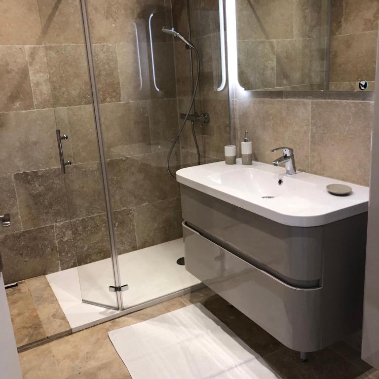 Green Escape Roquebrune ,Maison au cœur du golf 18 trous - Maison 1 Chambre - 7