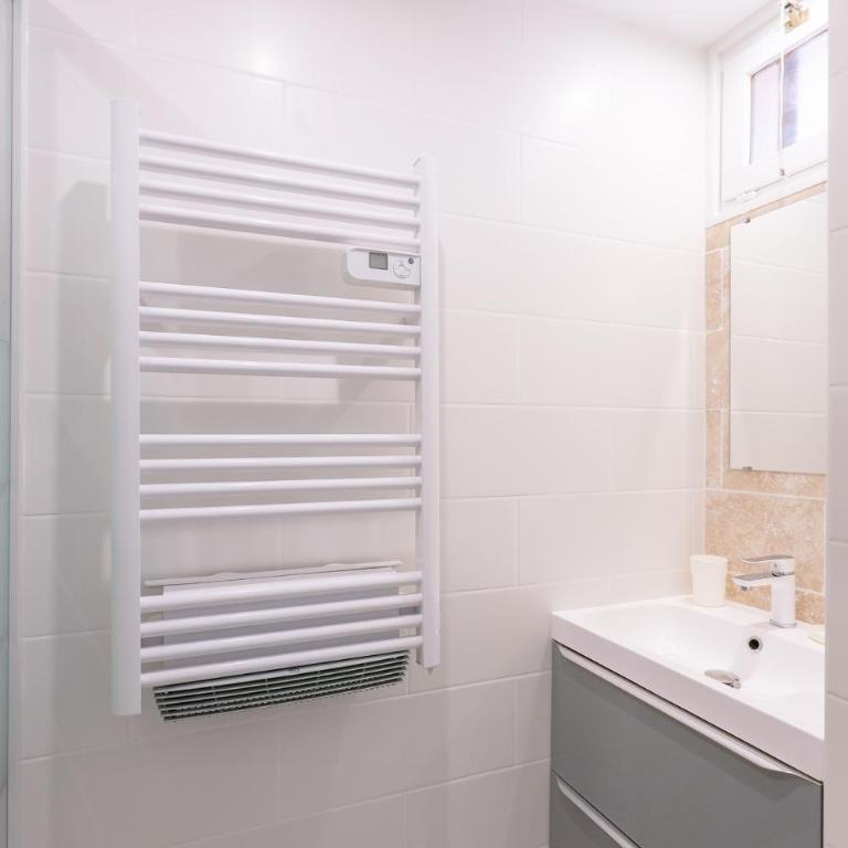 Appart 6 pers vue mer-piscine-parking-clim-wifi - Appartement - Vue sur Mer - 9