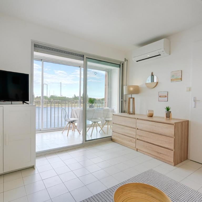 Appart 6 pers vue mer-piscine-parking-clim-wifi - Appartement - Vue sur Mer - 4