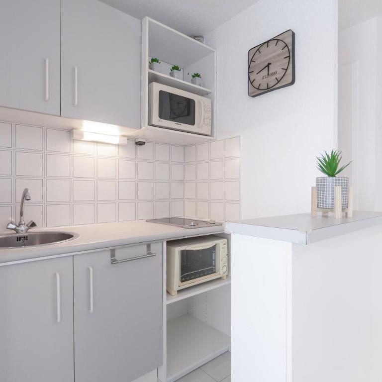 Appart 6 pers vue mer-piscine-parking-clim-wifi - Appartement - Vue sur Mer - 5
