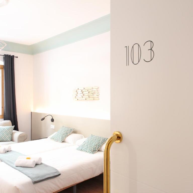 Regina Selfcheck-in Smart Rooms - Habitación Familiar Superior - 2