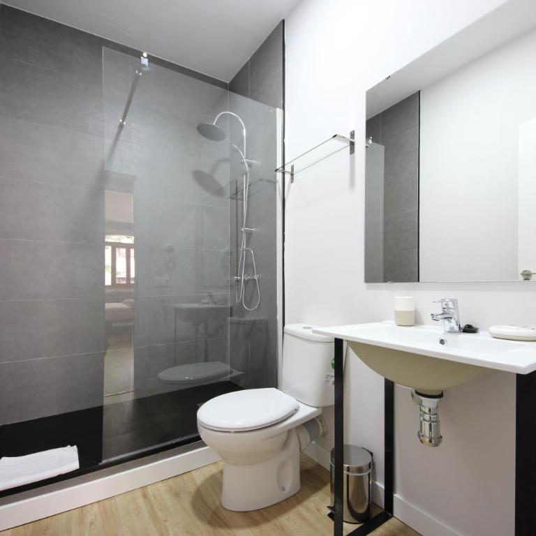 Regina Selfcheck-in Smart Rooms - Habitación Familiar Superior - 4