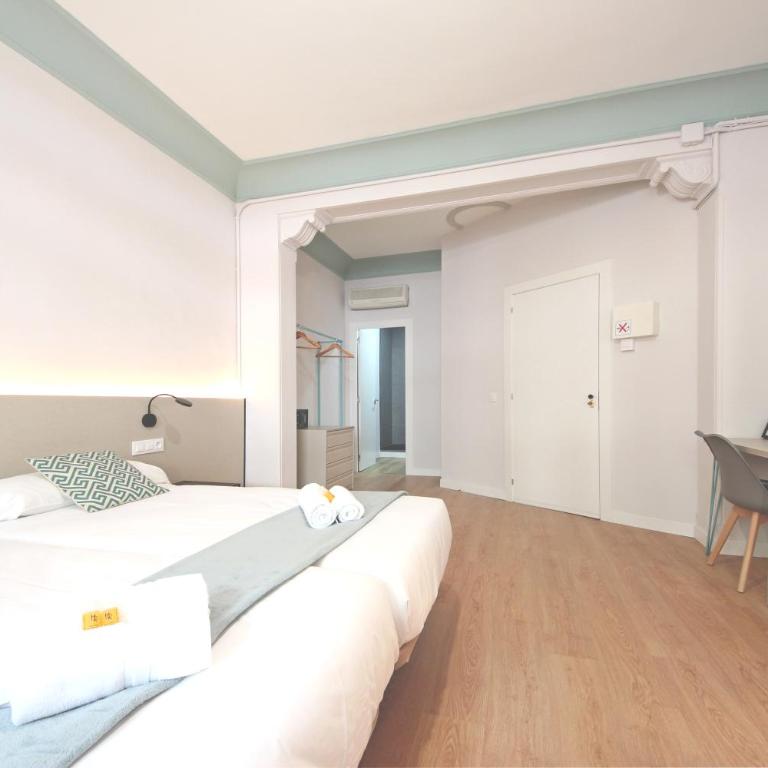 Regina Selfcheck-in Smart Rooms - Habitación Familiar Superior - 6