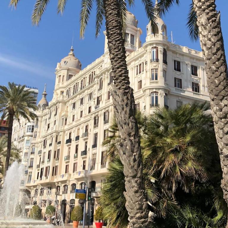 41 Calle Espronceda - Two-Bedroom Apartment - 29
