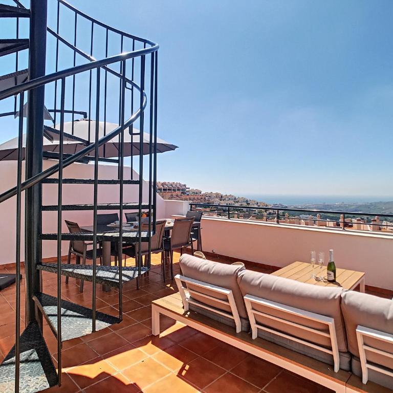 2268-Penthouse with terrace seaview - Apartamento de 2 dormitorios - 4
