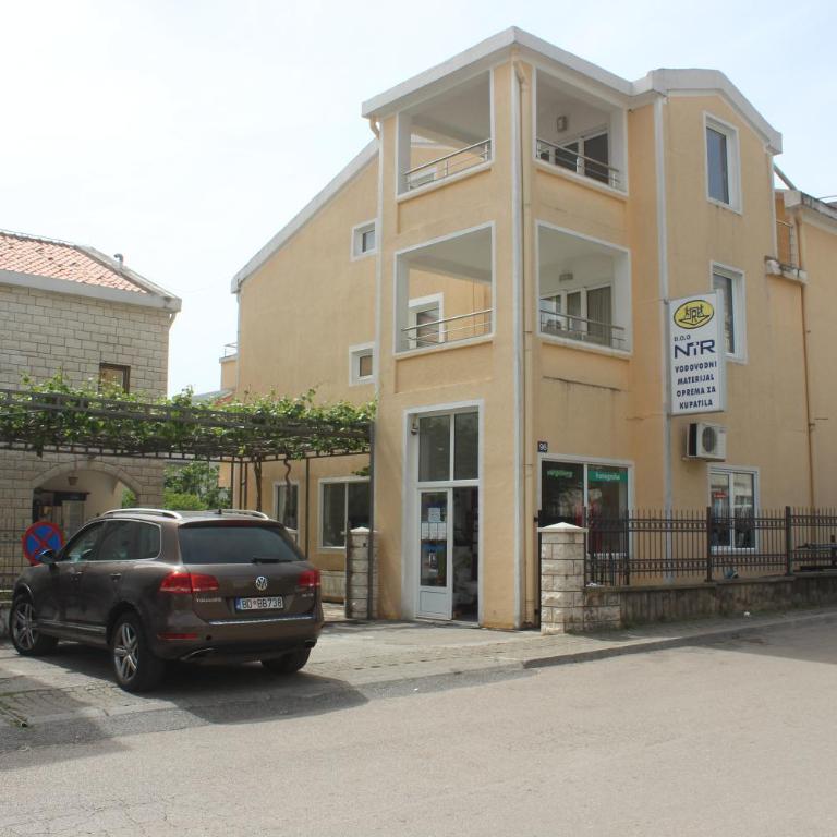 Nir Apartments Budva - Twin Room with Balcony - 1