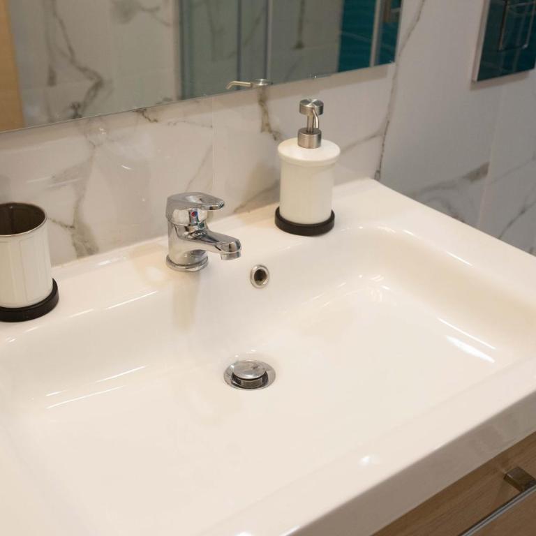 Privilege Chiaia by Dimorra - Appartamento con 2 Camere da Letto - 15