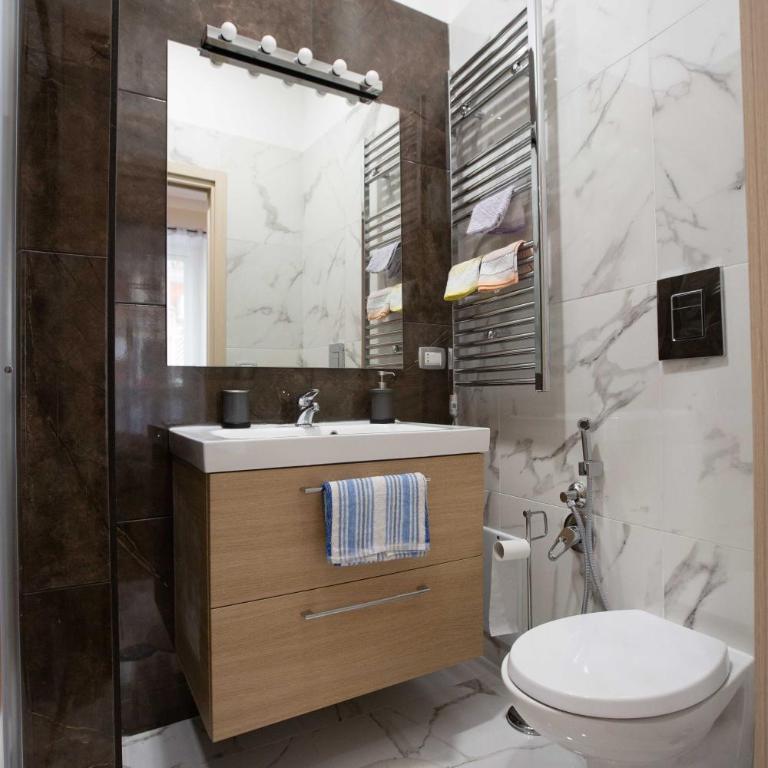 Privilege Chiaia by Dimorra - Appartamento con 2 Camere da Letto - 31