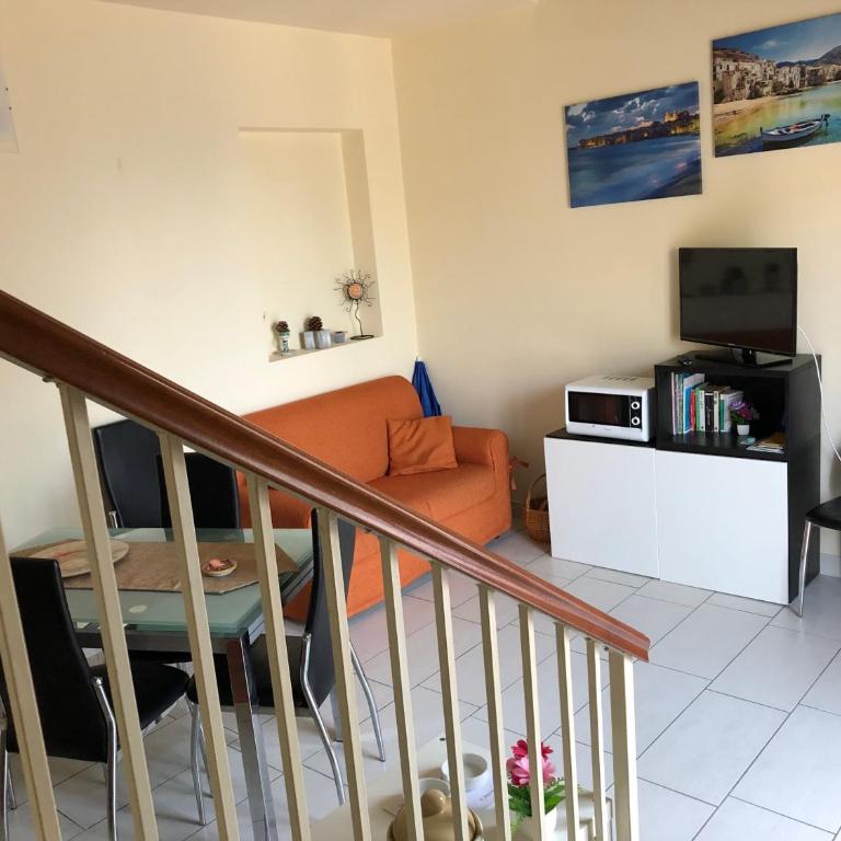 Royal Bay Apartment - Appartamento con Vista Giardino - su 2 Livelli - 2