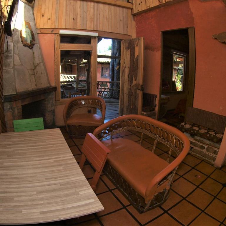 Hotel Cabaña Los Ruiseñores - Habitación Familiar con vistas al jardín - 4