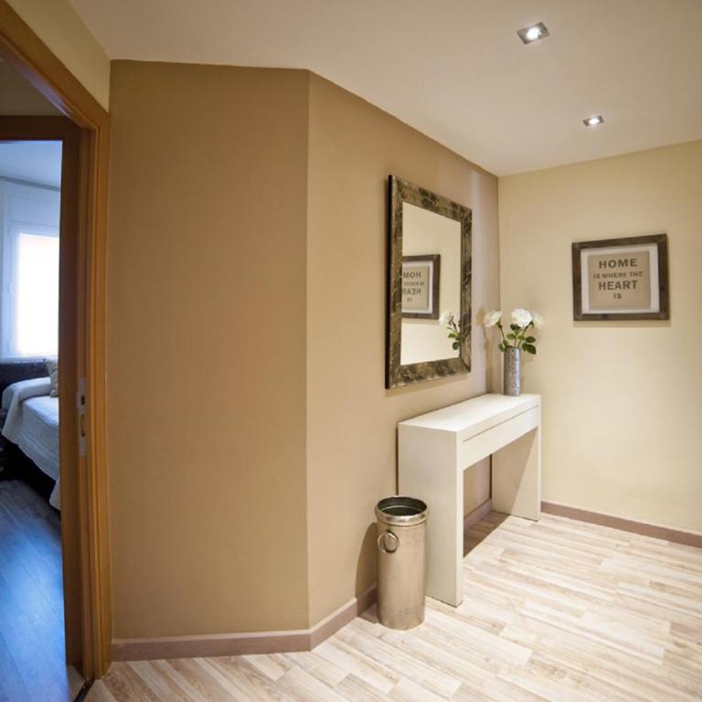 Tendency Sagrada Familia Deluxe - Apartment with Balcony - 21