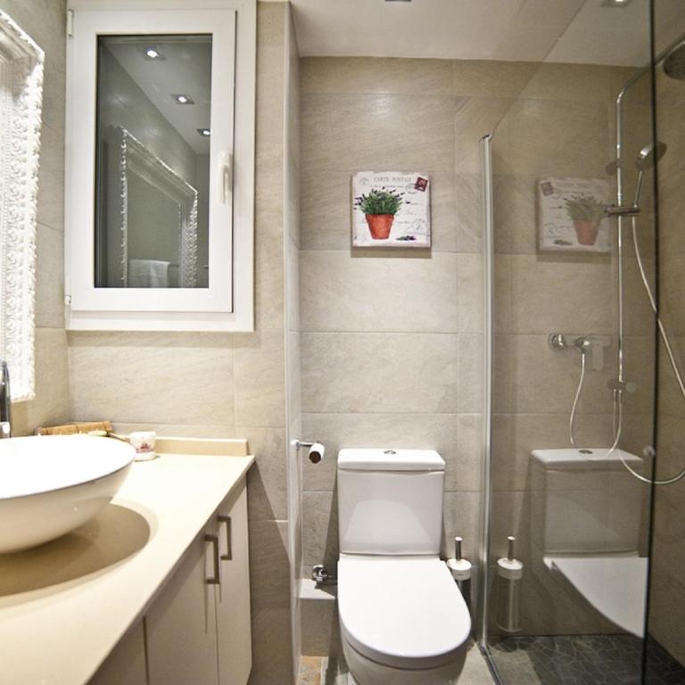 Tendency Sagrada Familia Deluxe - Apartment with Balcony - 24
