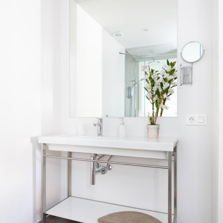 Rooms & Suites Loft 2H - Central Arrecife, Lanzarote - Free Parking - Apartamento - 17
