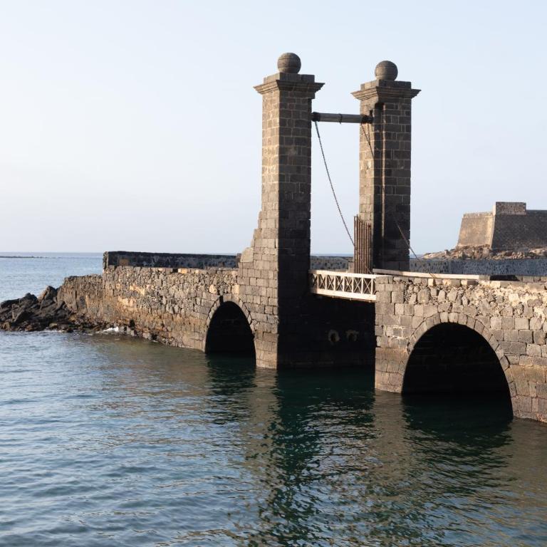 Rooms & Suites Loft 2H - Central Arrecife, Lanzarote - Free Parking - Apartamento - 40
