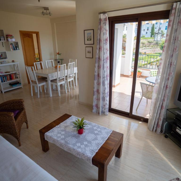 Bella Vista - Apartamento de 2 dormitorios - 8