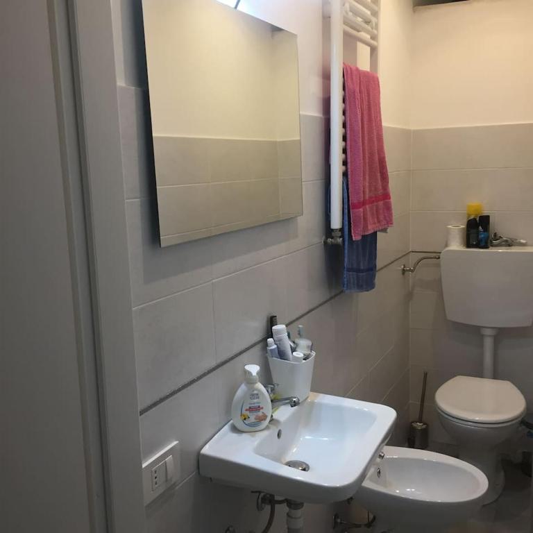 White Home. Casa Relax, piscina, free wi-fi & posto auto. - Casa con 1 Camera da Letto - 15