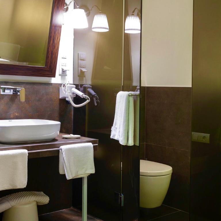 4Rooms 4U - Deluks Dvokrevetna Soba sa Bračnim Krevetom - 14