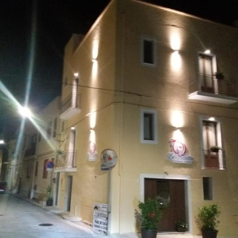 la Villetta - Deluxe Double or Twin Room with Balcony - 6