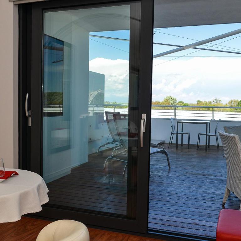 Stay Michelangelo Jesolo Only Adults - Junior Suite con Balcone - 8