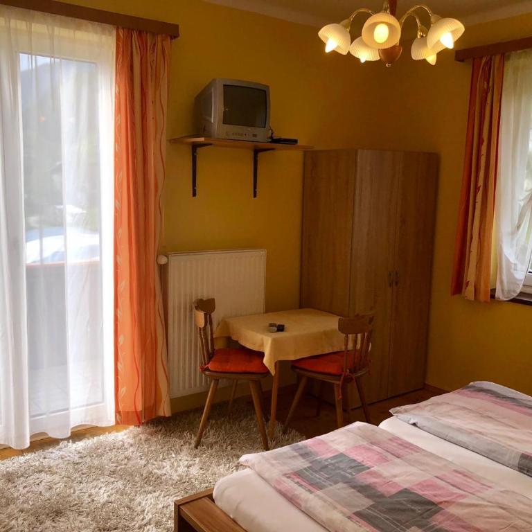 Gasthof-Pension Reidnwirt - Doppelzimmer mit Balkon - 6