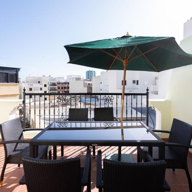 Rooms & Suites Terrace 3A - Central Arrecife, Lanzarote - Free Parking - Apartment - 9