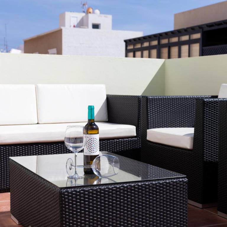 Rooms & Suites Terrace 3A - Central Arrecife, Lanzarote - Free Parking - Apartment - 36