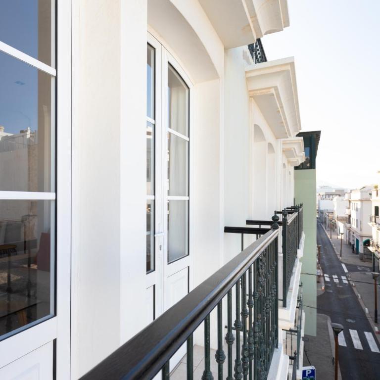 Rooms & Suites Balcony 3D - Central Arrecife, Lanzarote - Free Parking - Apartamento de 3 dormitorios - 5