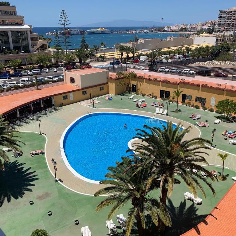 Newly renovated Vistas Muelle de Los Cristianos Pier view FREE WIFI - Apartamento de 1 dormitorio - 1