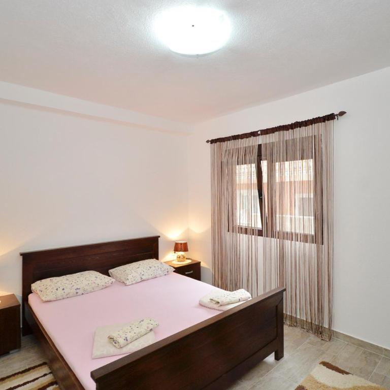 Apartment Gara - One-Bedroom Apartment - 8