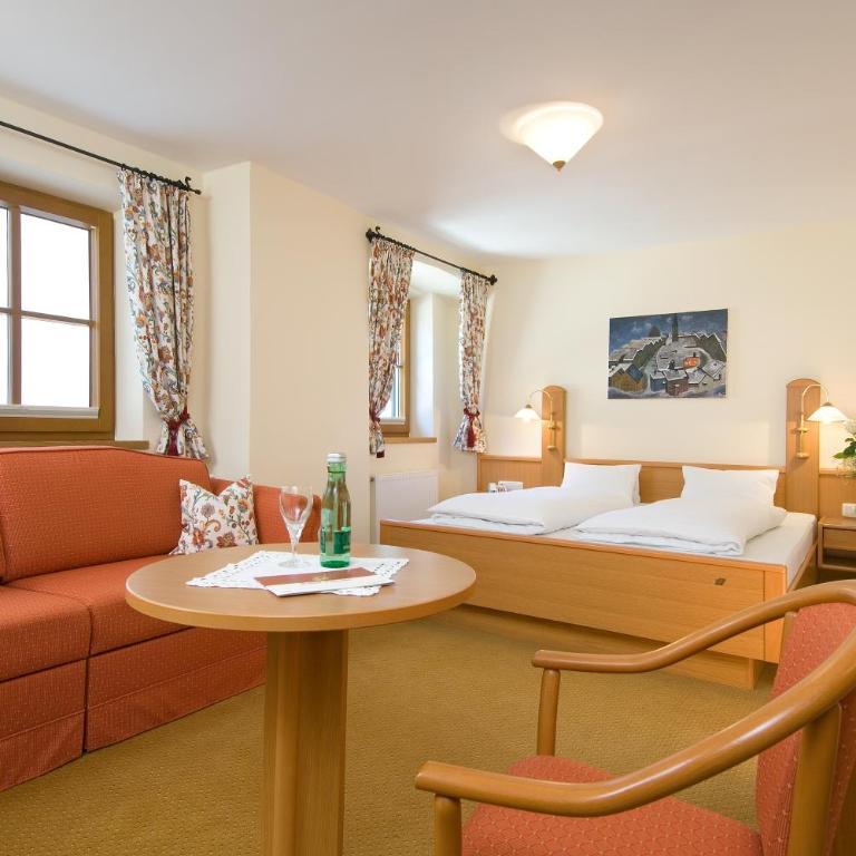Eggerwirt Kitzbühel, Hotel & Restaurant - Standard Doppelzimmer - 5