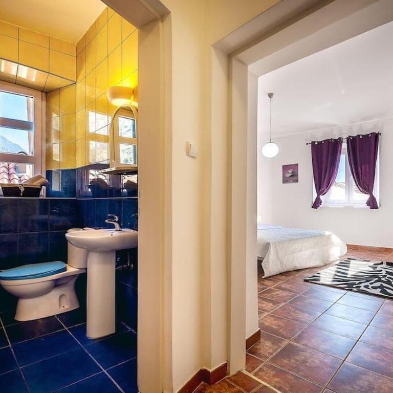 Old Town Experience Apartment - Two-Bedroom Apartment - 17