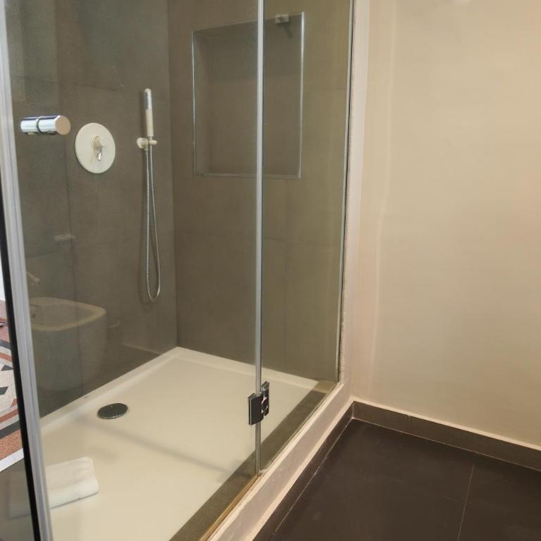 Le Stanze di Piazza Cairoli - Deluxe Double or Twin Room - 1