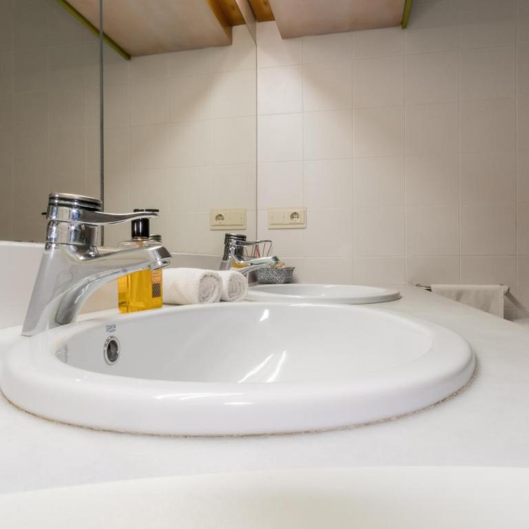 Style Peydro Apartament. Center-Wifi - Three-Bedroom Apartment - 10