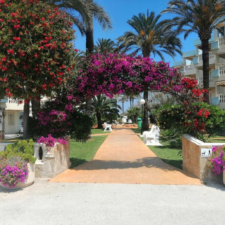 Apartamento con vistas al mar - Two-Bedroom Apartment - 16
