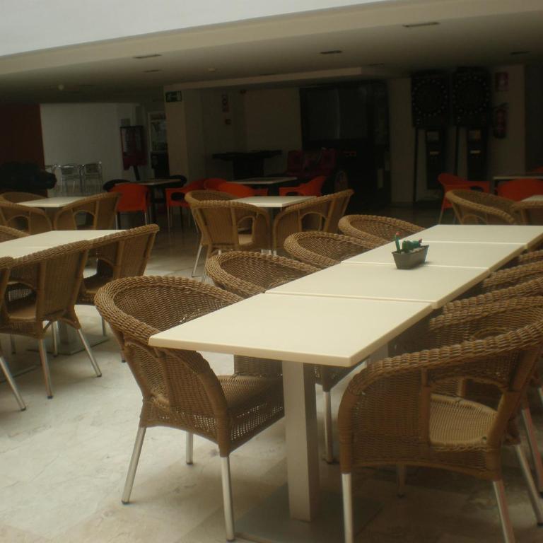 APARTAMENTO CON JACUZZI PRIVADO Y PARKING - Apartment - 56