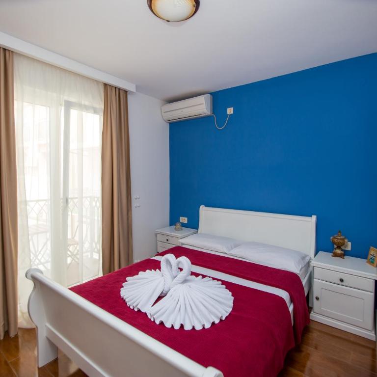 Villa DiEden - Dvokrevetna Soba sa Bračnim Krevetom i Balkonom - 3